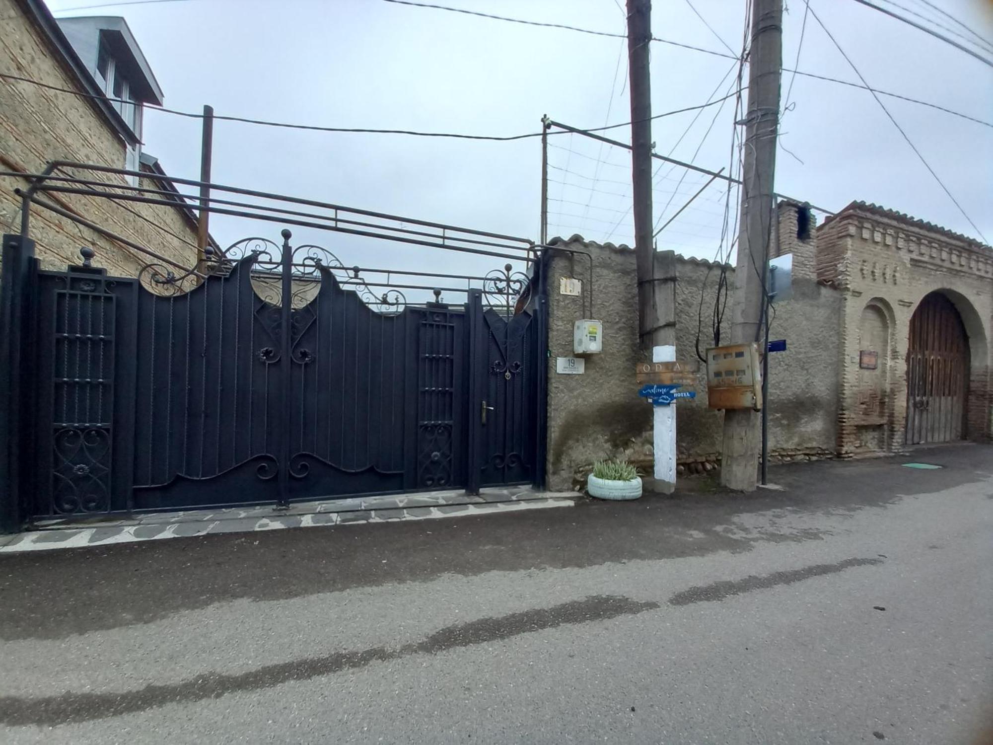 Old Gate Hotel Telavi Exterior photo